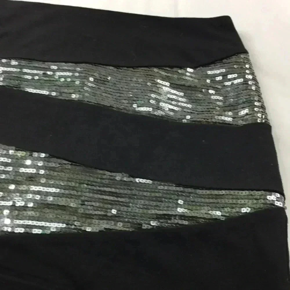 Forever 21 ladies skirt LG